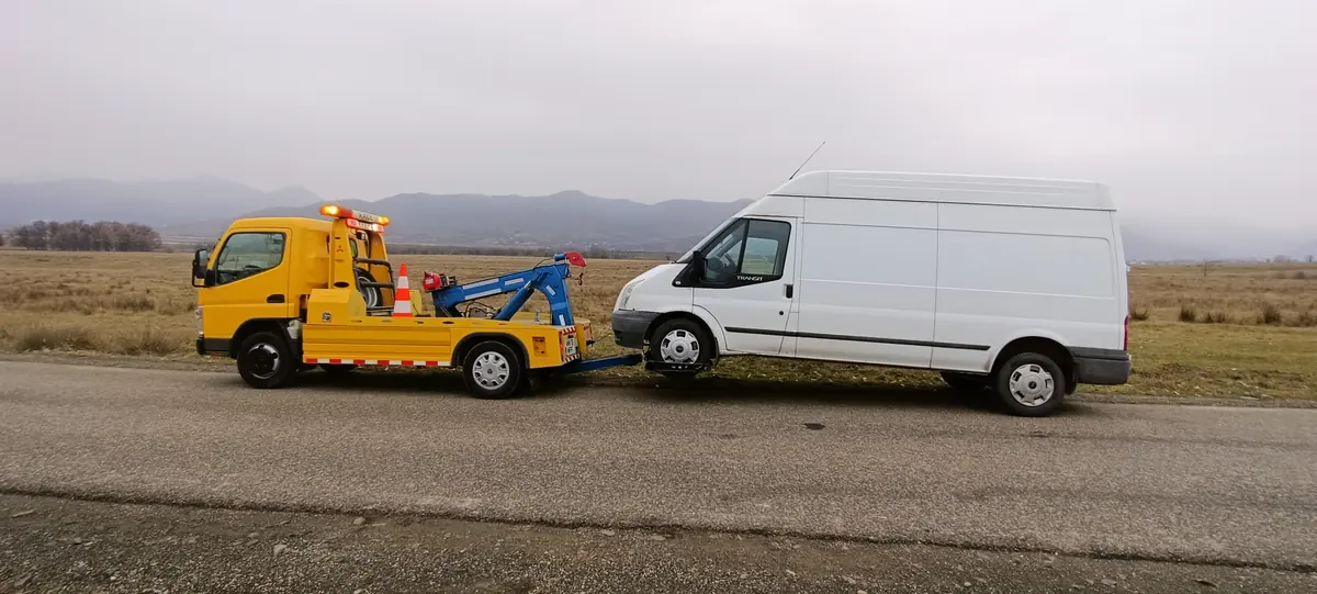 Intervenție tractare auto